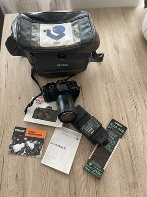 Pentax P30 Analogkamera Set   SLR + Takumar + Blitz Cullmann DC32 + Tasche +
