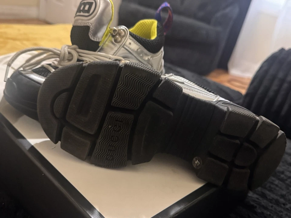 Tênis infantil Gucci Flashtrek tamanho 35 - Imagem 4 de 4