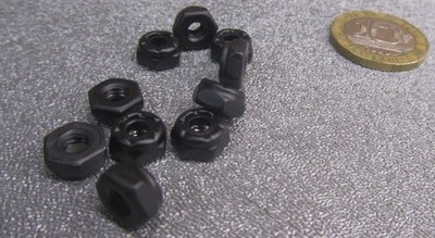Grade 2 Hex Lock Nut Black RH, 8-32 x 11/32'' W x 11/64'' H, 10 Pc