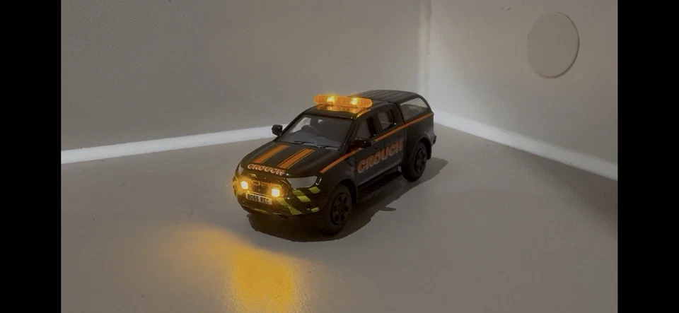 Working Lights Oxford Diecast 76FR004 Crouch Recovery Ford Ranger Raptor - Image 3 of 4