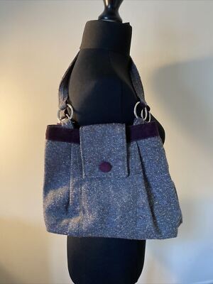 Earth Squared grau Wolle Tweed Handtasche lila Kordelbesatz Schultertasche UK Marke
