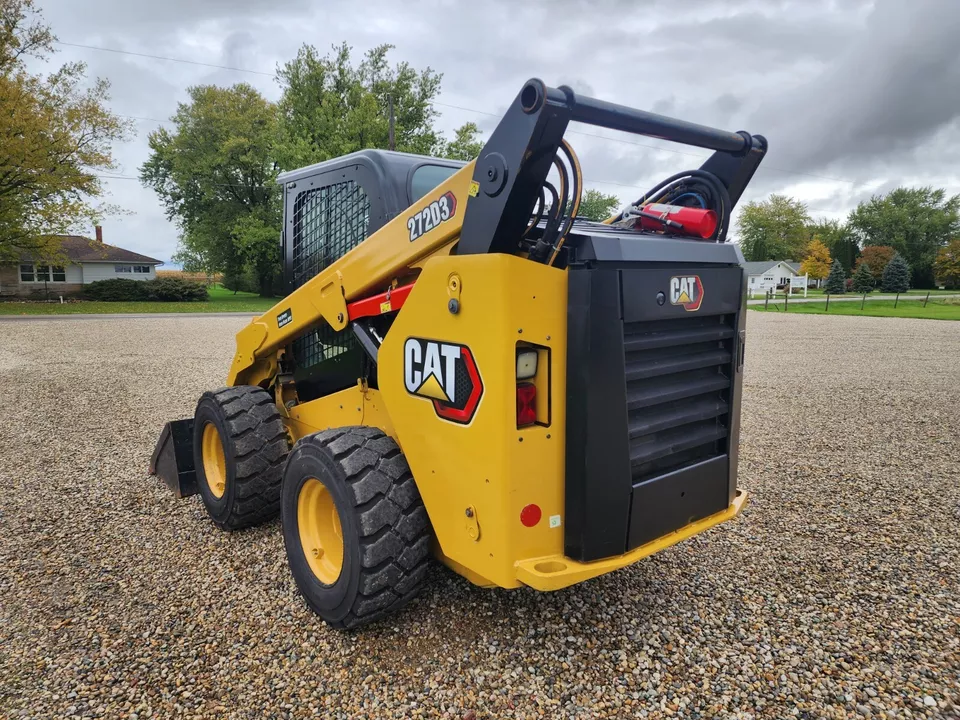 Minicargadora de alto flujo Caterpillar 272D3 XPS 2020 Kubota financiamiento  Foto 2 de 4