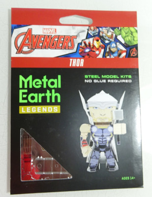 Fascinations Metall Earth Legends Bausatz 3 D Figur Thor in OVP AR8184