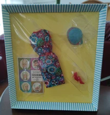 Vtg Barbie Outdoor Art Show #1650 Complete Repackaged Outfit + Bonus Spikes NM/M