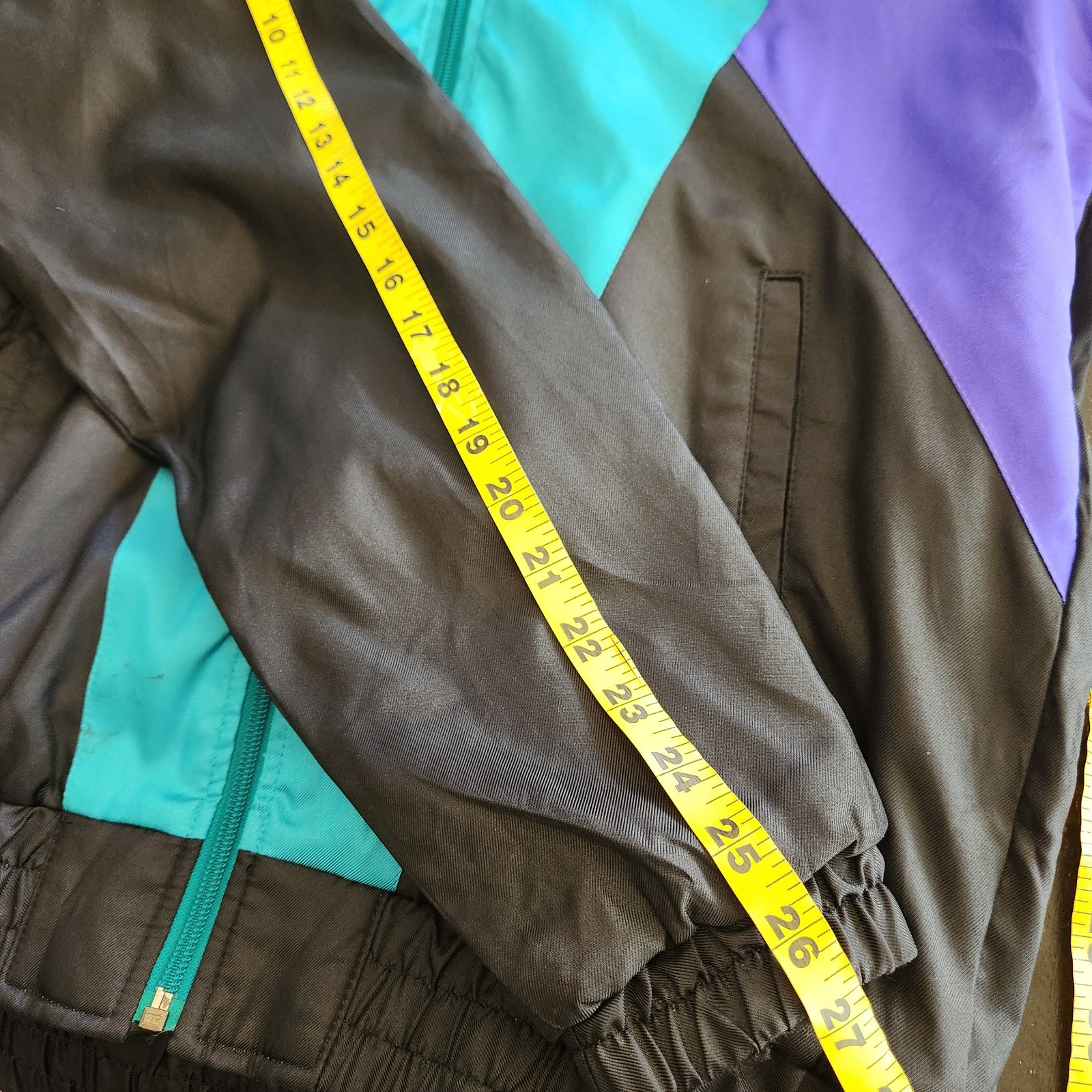 VTG Descente Jacket Mens Large Black Blue Teal Colorblock Windbreaker Made Japan