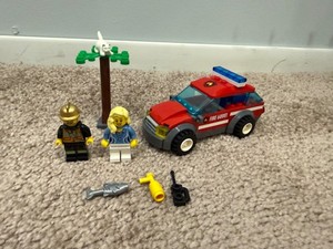 LEGO CITY: Fire Chief Car (60001)