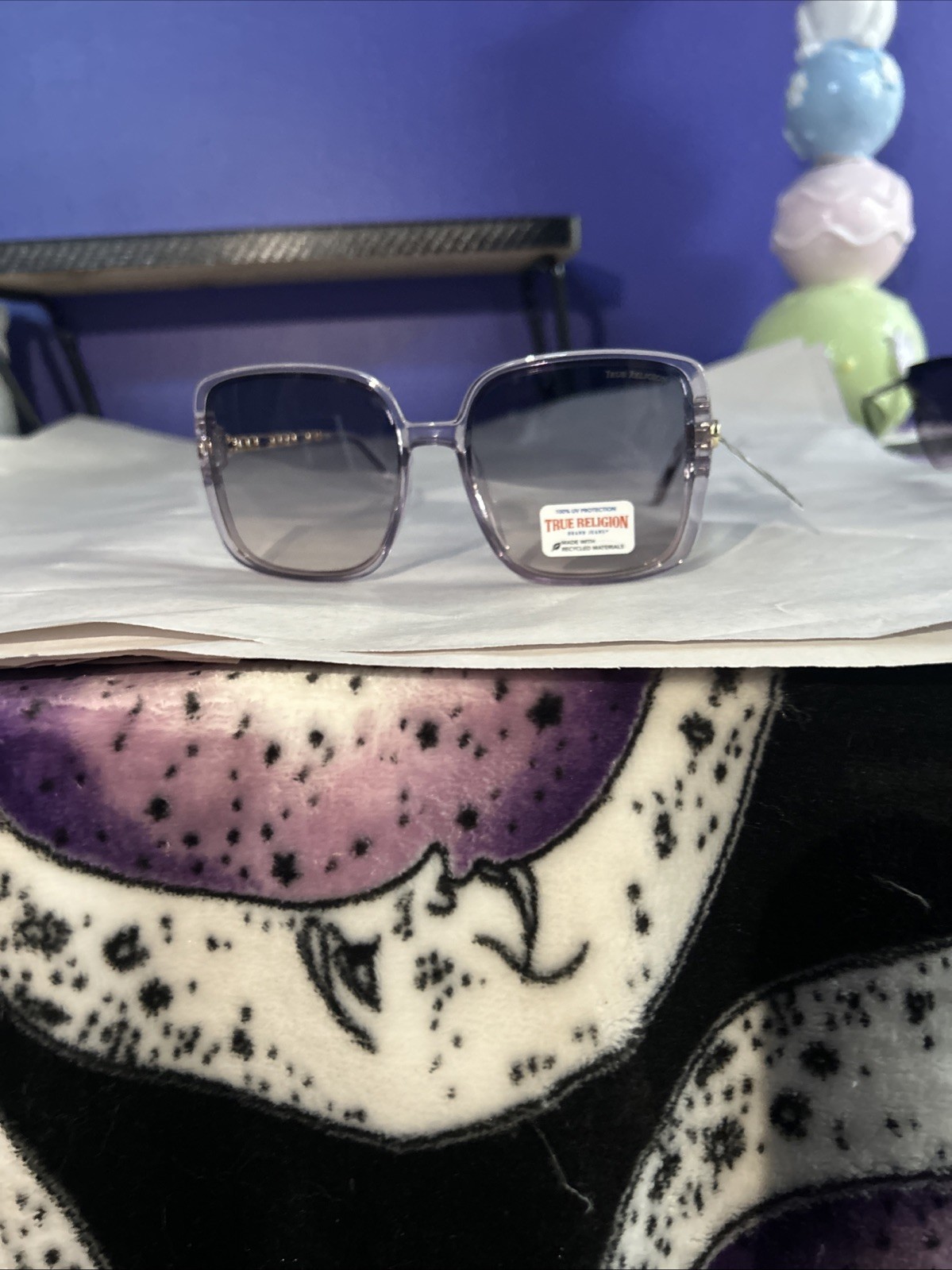 True Religion Pink Clear Frame Women’s Sunglasses With Gold Sided 100% Recycled thumbnail 8