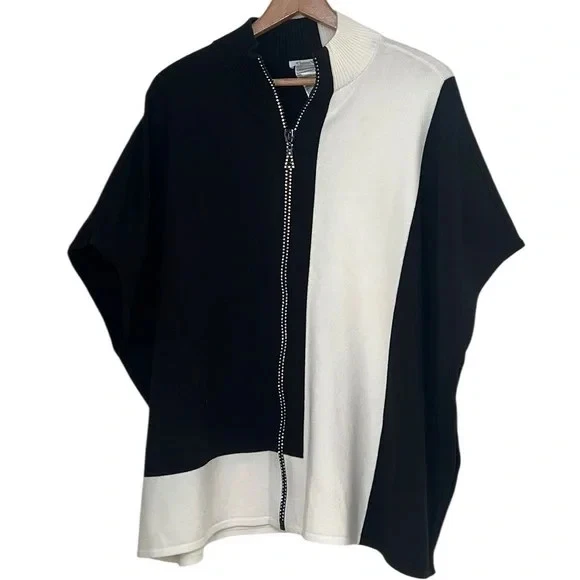 Chicos Zip Front Poncho Sweater Womens XXS XS Black White Colorblock Rhinestone
