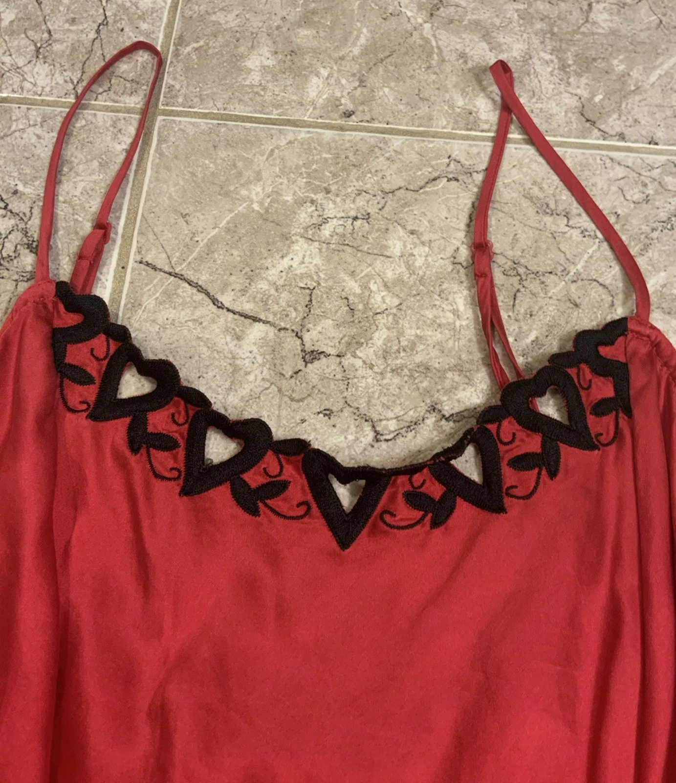 UNDERCOVER Abito Victoria’s Secret in seta chemise slip M spacco davanti rosso nero taglio cuori