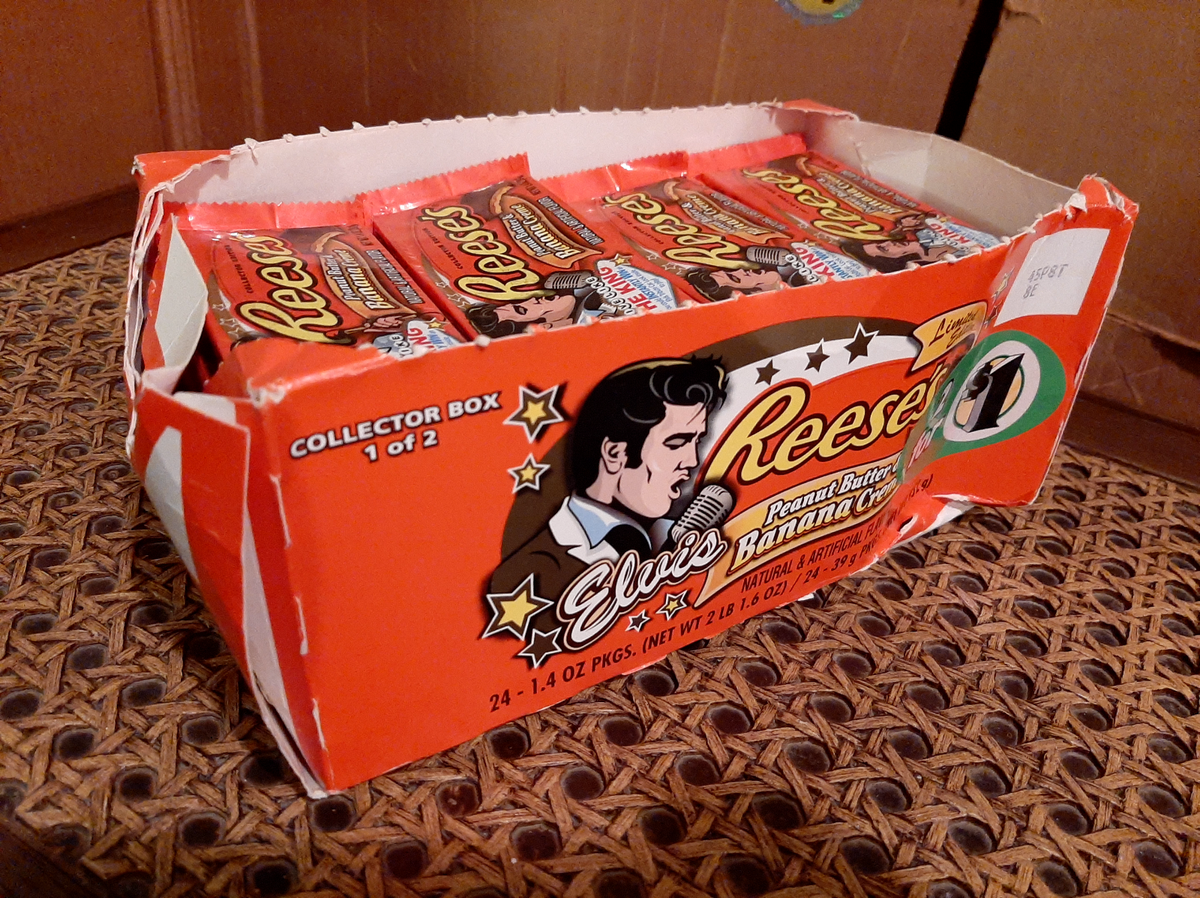 Rare Elvis Reese's Banana creme 24 unopen cups with open box Live like the  King | eBay