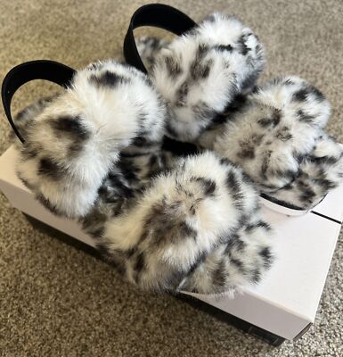 Dolce Vita Woman’s Spotted Black And White Faux Fur Slipper Size NIB A39 