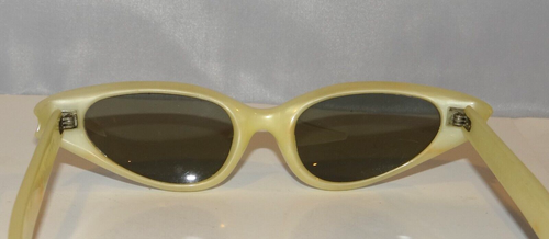 Gafas de sol vintage Cat Eye Cool Ray Polaroid marfil con detalles plateados - Imagen 3 de 9