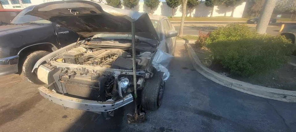 Chrysler 300 2005-2011, carrocería del acelerador, 4,0 L, número de pieza: 4861691AA Foto 4 de 4