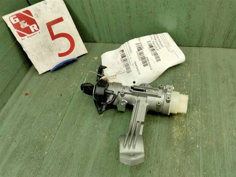 2007 2008 2009 现代途胜点火开关气缸总成 W 钥匙 OEM — 第 2/4 张图片