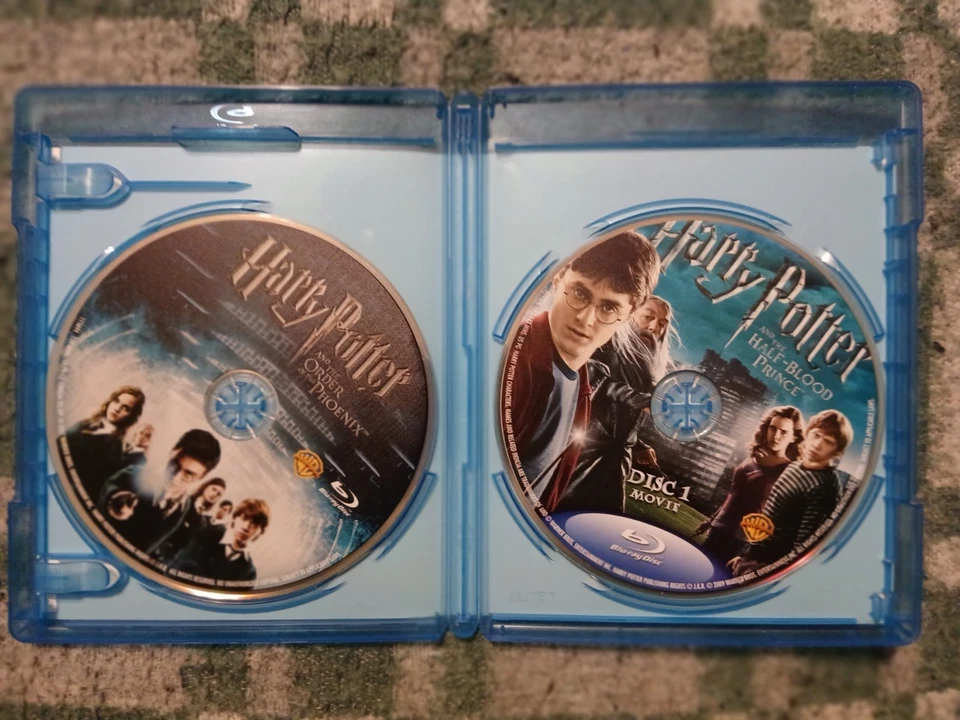 Harry Potter: Year 5 & 6 (Blu-ray, 2012, 2-Disc Set, Double Feature) - Image 4 of 4