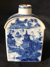 GOOD ANTIQUE 18th CENTURY CHINESE BLUE & WHITE PORCELAIN HAND PAINTED TEA CADDY