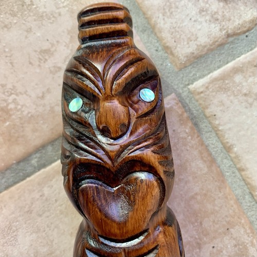 Vintage Tiki Woodek Maori Statue 7,5" geschnitzt Indianer Neuseeland Abalone Augen - Bild 2 von 9