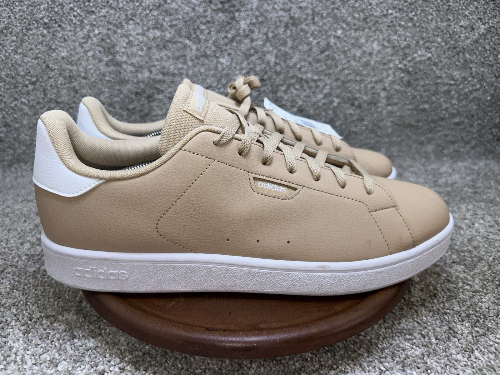 Adidas Urban Court Men’s 9.5D New thumbnail 3