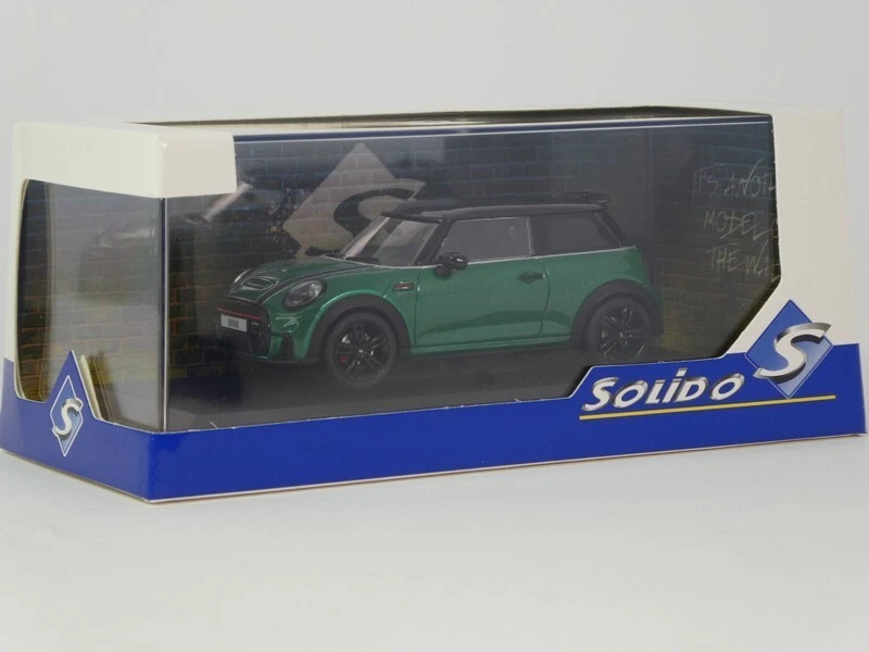 Solido Mini Cooper JCW F56 green 2023 1/43 S4315002 - Immagine 2 di 2