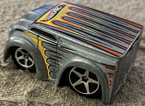 2003 Hot Wheels First Editions Blings Gray Silver Stainless Steel Dairy Delivery - Picture 2 of 6