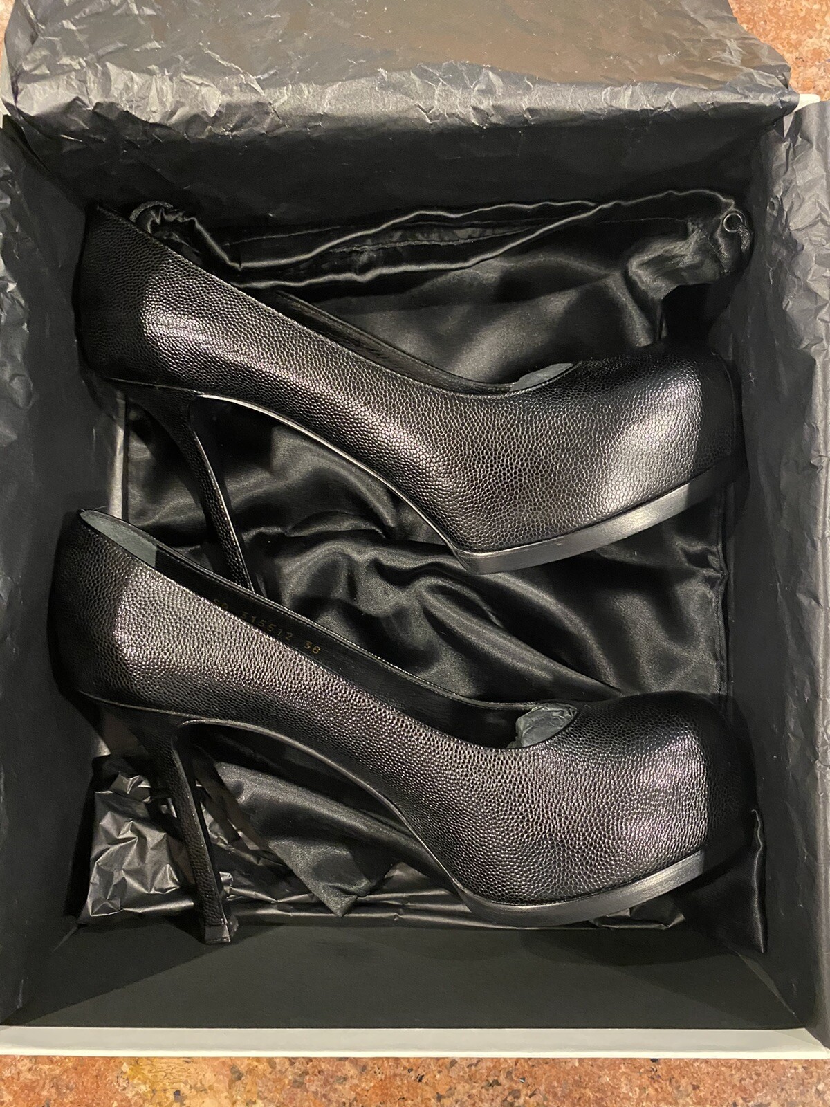 Nuovo scatola) Splendido tacco YSL Yves Saint Laurent nero macchiato 3 5"" 38