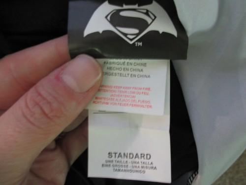 Batman Costume Men's Shirt W/ Removable Cape DC Comics Dark Knight Grey Standard - Picture 3 of 3