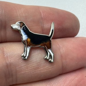 Vintage Beagle Dog Enamel Pin Tri Color Hound Breed Lapel Badge