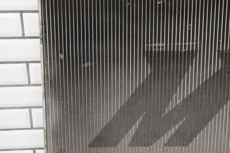 03-07 Radiador Ford F250 F350 6.0 Powerstroke Mishimoto (Ver Fotos) Foto 3 de 4