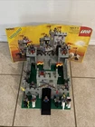 LEGO King's Castle 6080 99% Complete W/ All Minifigures And Box Topper READ