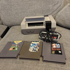 Nintendo NES Console Bundle With Super Mario Bros World Cup punch out 