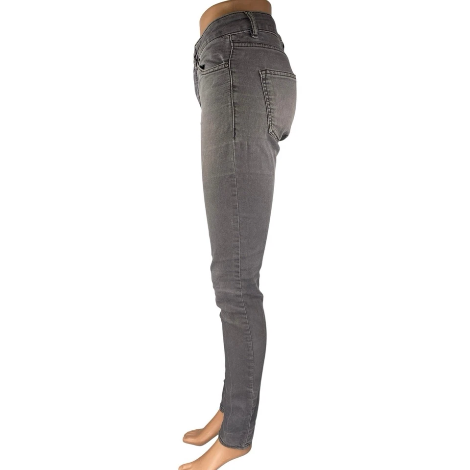 Pantalones de mezclilla ajustados elásticos informales de tiro medio grises para mujer H&M talla 6 Foto 2 de 4