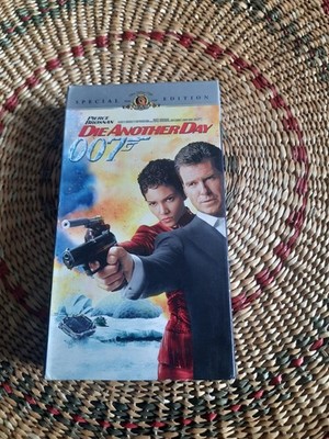 James Bond 007: Die Another Day   Special Edition VHS (Very Good Condition)