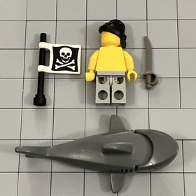 Lego Minifigure Pirates Set 6289-1 Red Beard Runner Shark Flag Vintage D3 24