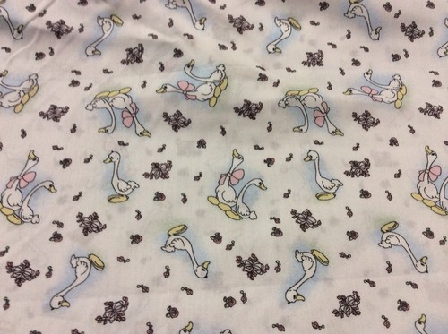 DUCK COTTON PRINT --- 3 7/8 YARDS - Picture 3 of 4