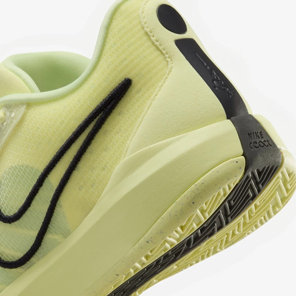 NIKE 長方形フレムサンクラス FD1819 021 Nike Supreme x Air Cross Trainer 3 Low White University Gold