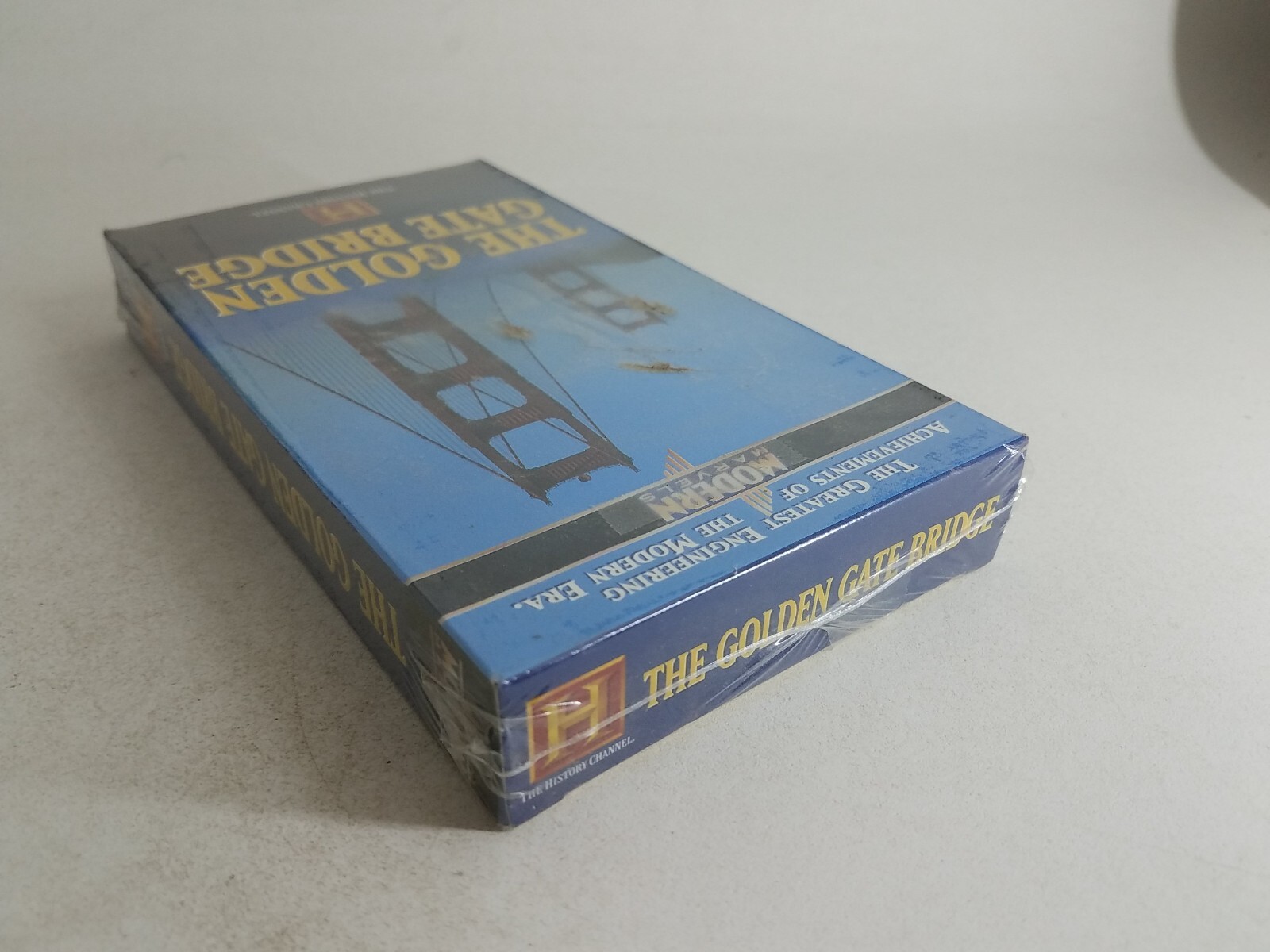 The Golden Gate Bridge History Channel Documentaire VHS Scell The golden gate bridge history channel documentaire vhs scell
