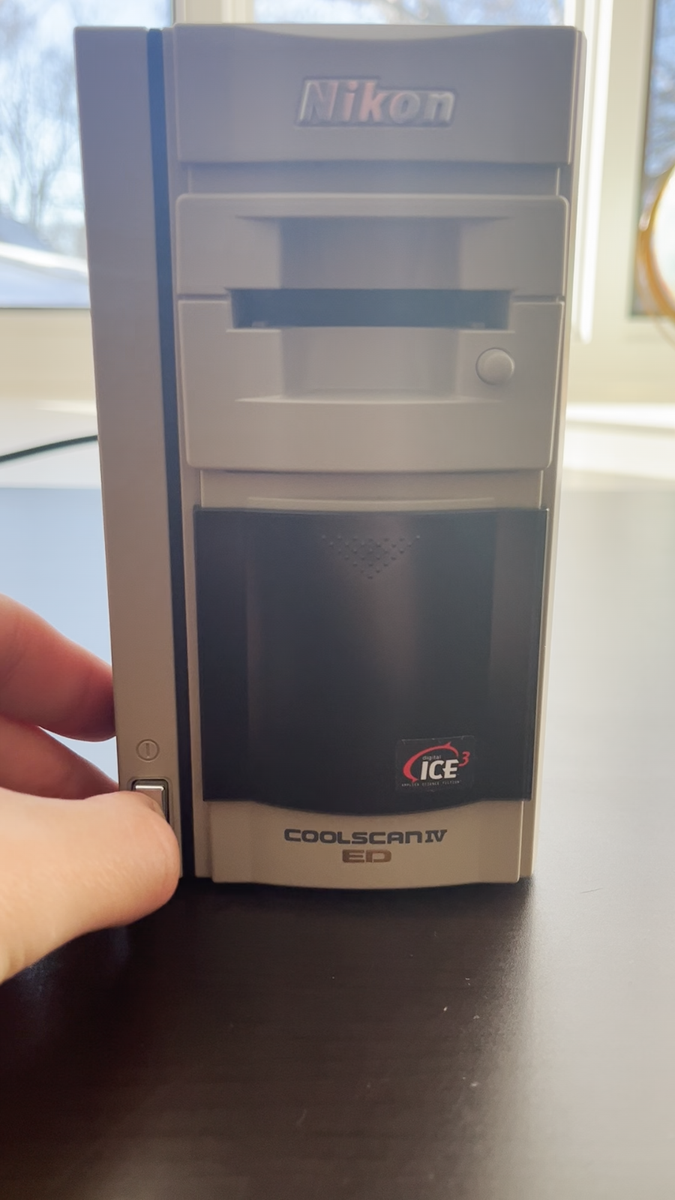 Nikon CoolScan IV ED LS-40 MA-20 Film Scanner | Pre-owned