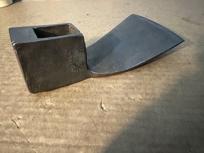 VINTAGE CARPENTERS STEEL ADZE WITH 4-1/8'' BLADE 3 LBS 2 OZ'S ** SHARP !! **