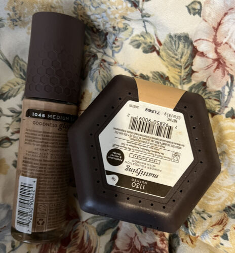 Burts Bees Foundation Med Sand & Powder Lot make up Cosmetic lot 2 piece MGPPB - Picture 2 of 4
