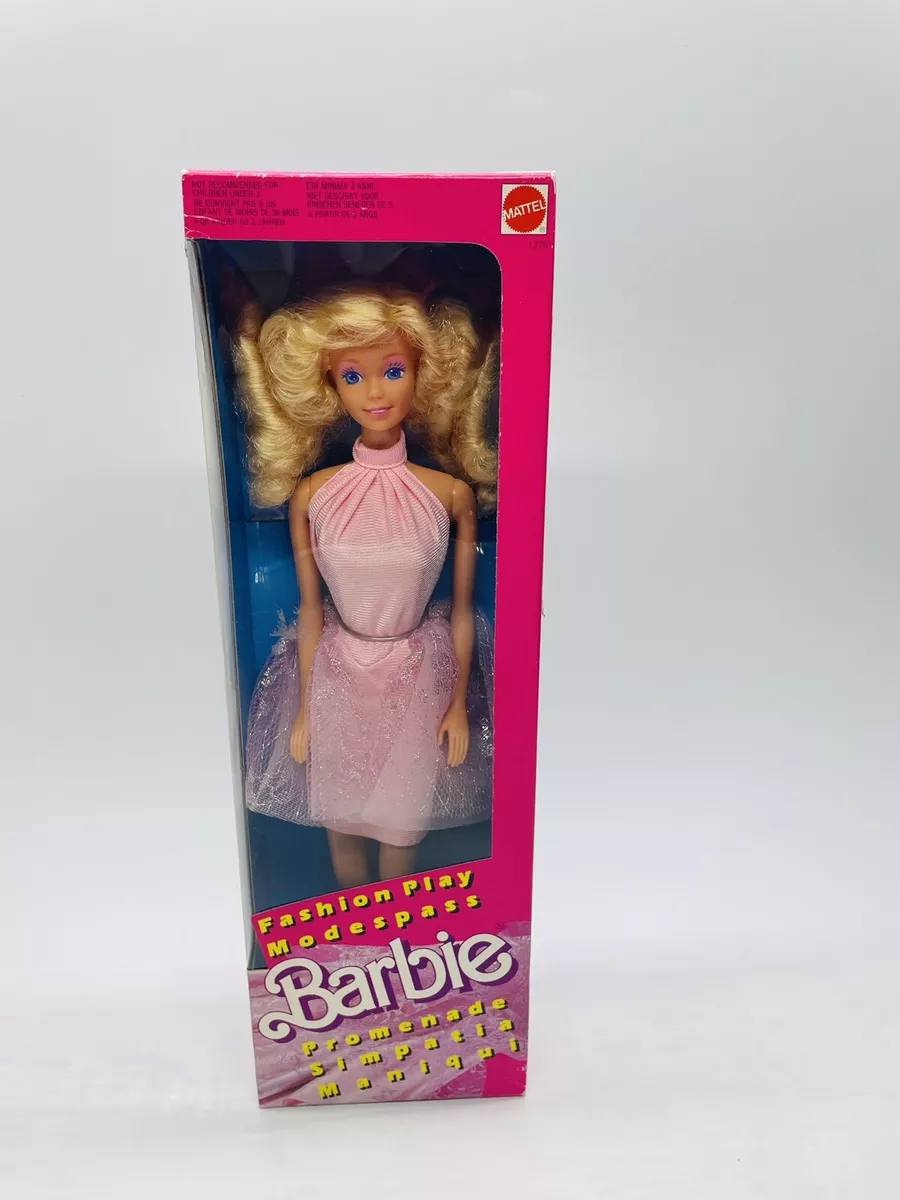 Lot de meubles de poupée Barbie Mattel vintage des années 1980 des années  90, meubles Barbie en plastique rose -  Canada