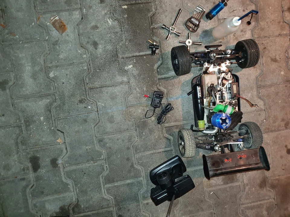 Reely Rex x 1:8 4wd Verbrenner - Bild 2 von 4