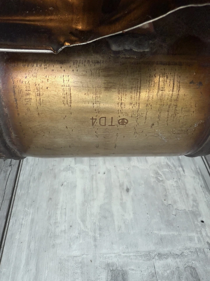 Lexus CT200H, Exhaust Pipe 2011-2017, 1.8L, 17410-37520 Catalytic Converter - Image 4 of 4