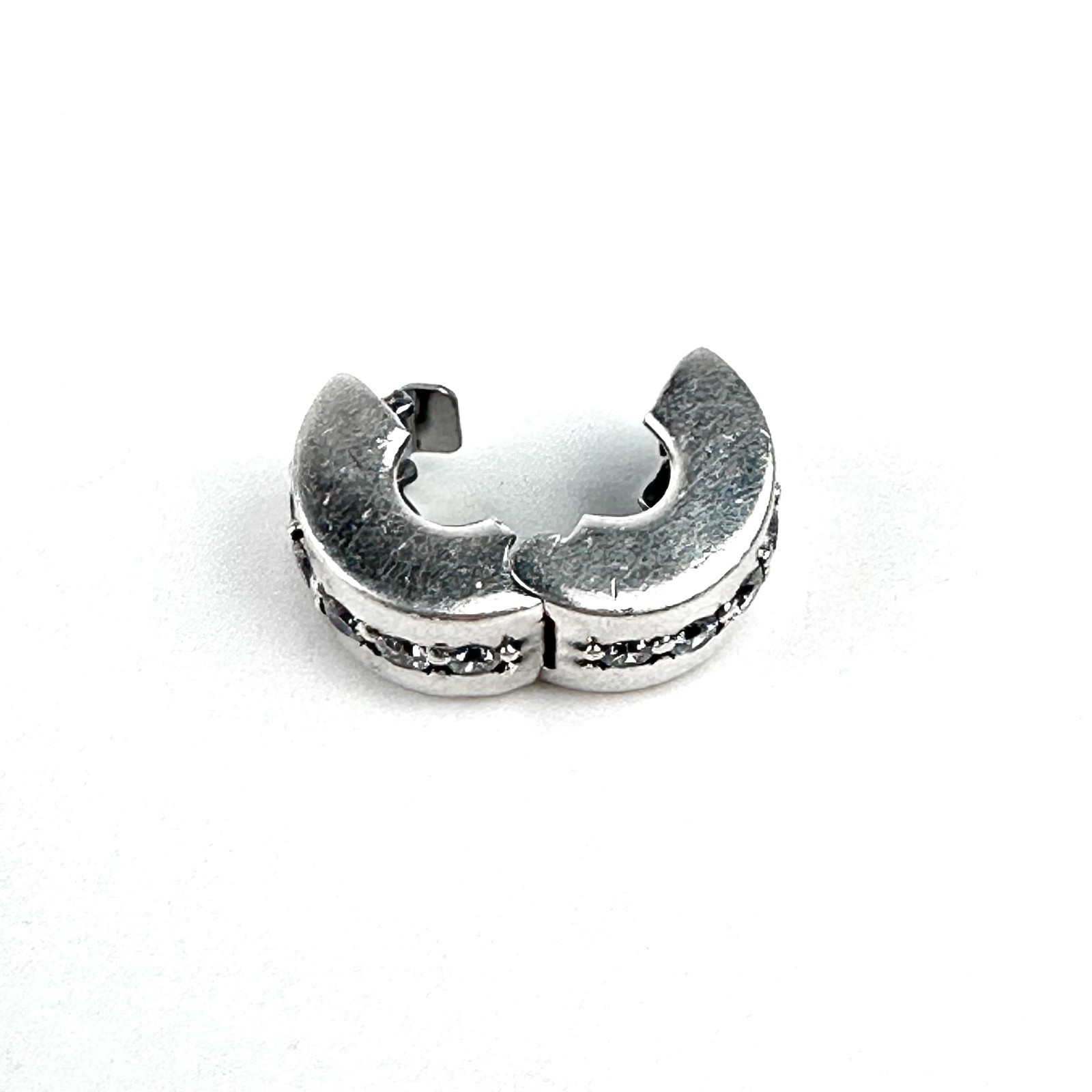 Picture 2 of 12