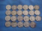 23-Coin Lot • Washington Quarters 1960s various dates