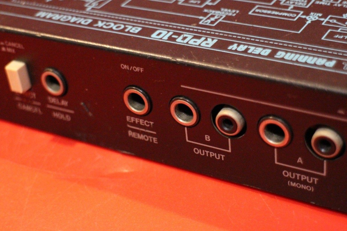 USED BOSS RPD-10 RPD 10 Digital Panning Delay Micro Rack Series