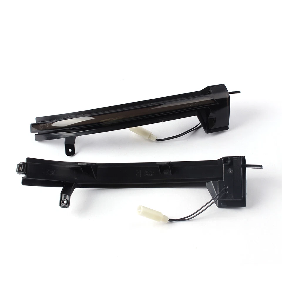 Frecce specchietto retrovisore esterno per VW Touareg MKII 7P 2010-2018 nere - Immagine 4 di 4