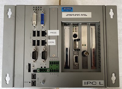 ADVANTECH EMBEDDED AUTOMATION COMPUTER UNO-3084-D24E Industrie PC UNO3084D24E