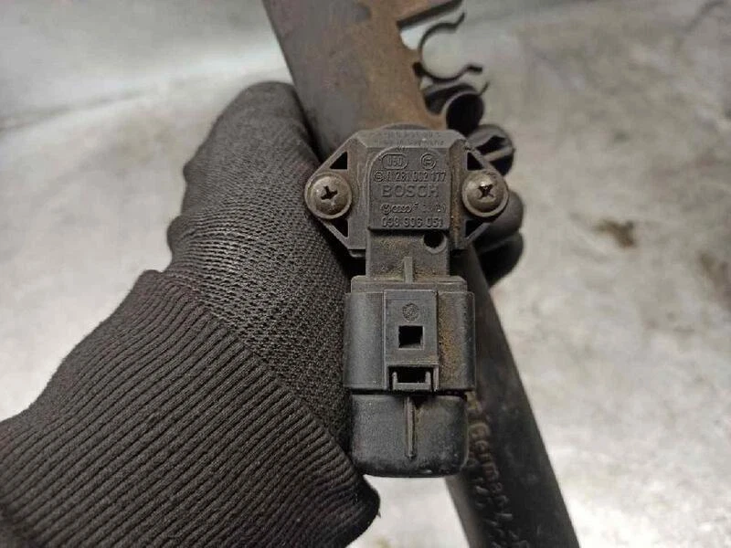 6X0145762E tubo para VOLKSWAGEN POLO BERLINA (6N2) 1.4 TDI 1999 3733539 - Imagen 4 de 4