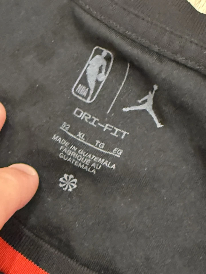 Nike Dejounte Murray NBA Atlanta Hawks Black Swingman Jersey - Size 52 Men’s XL - Imagem 3 de 4