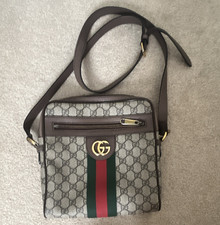 Borsa a tracolla Gucci Ophidia GG Monogram Web Stripe zip oro ferramenta beige